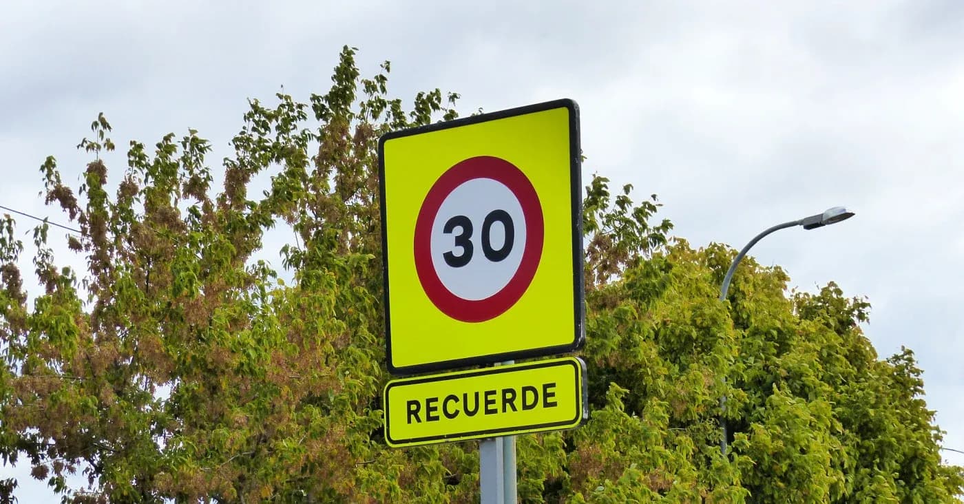 speed limit sign in spanish