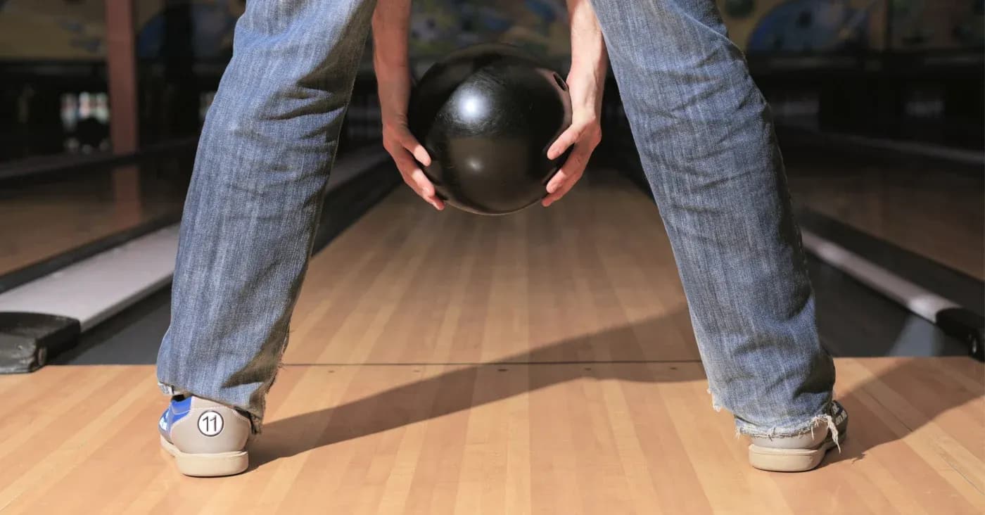 two handed throw bowling ball