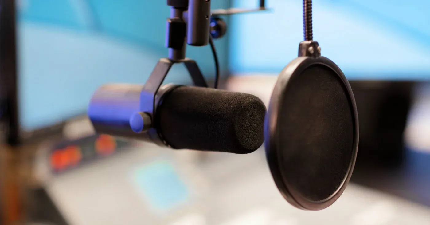 podcast microphone setup